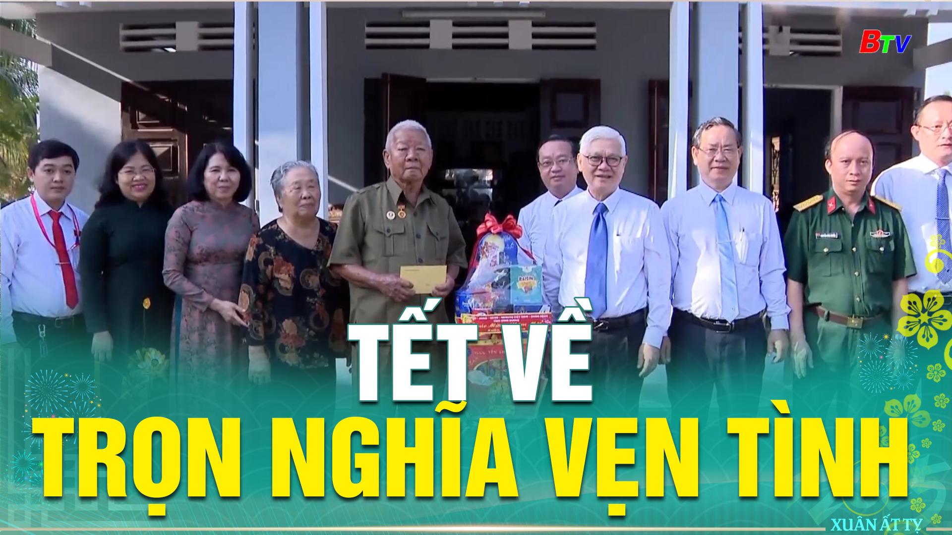 Tết về trọn nghĩa vẹn tình