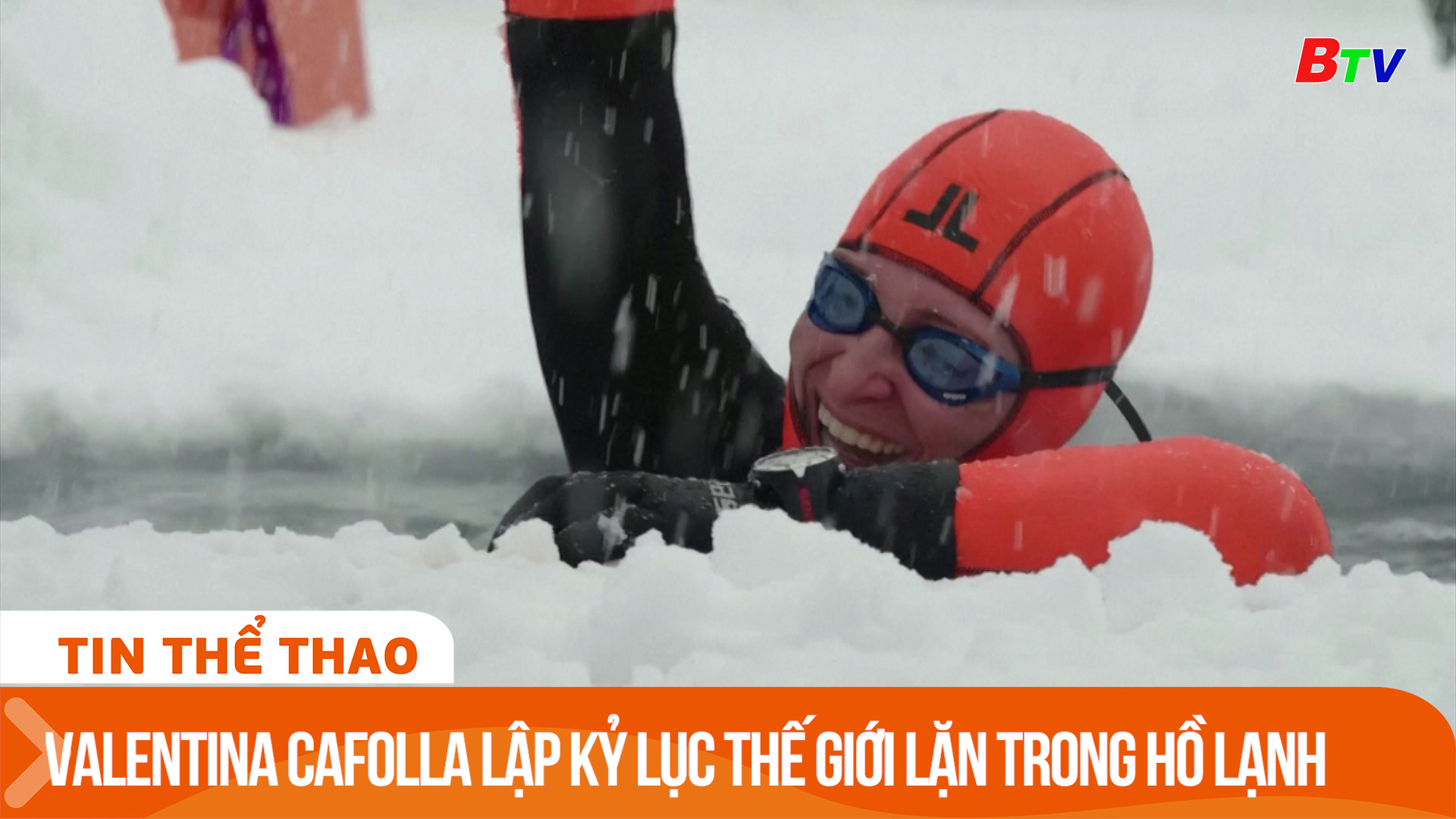 Valentina Cafolla lập kỷ lục thế giới lặn trong hồ lạnh giá ở Alps | Tin Thể thao 24h