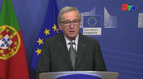 Chủ tịch EC cảnh báo nguy cơ EU sụp đổ