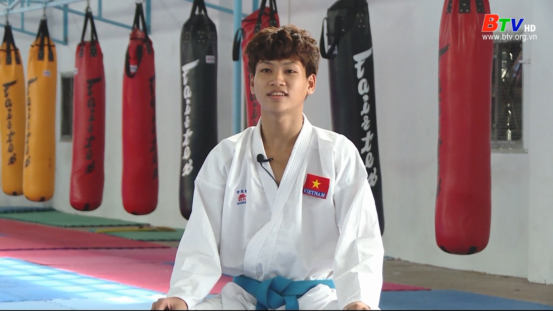 Võ sĩ: Lưu Võ Anh Duy – Đội tuyển Karate trẻ Bình Dương