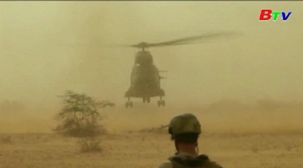 Rơi máy bay tại Mali, 13 binh sĩ Pháp thiệt mạng