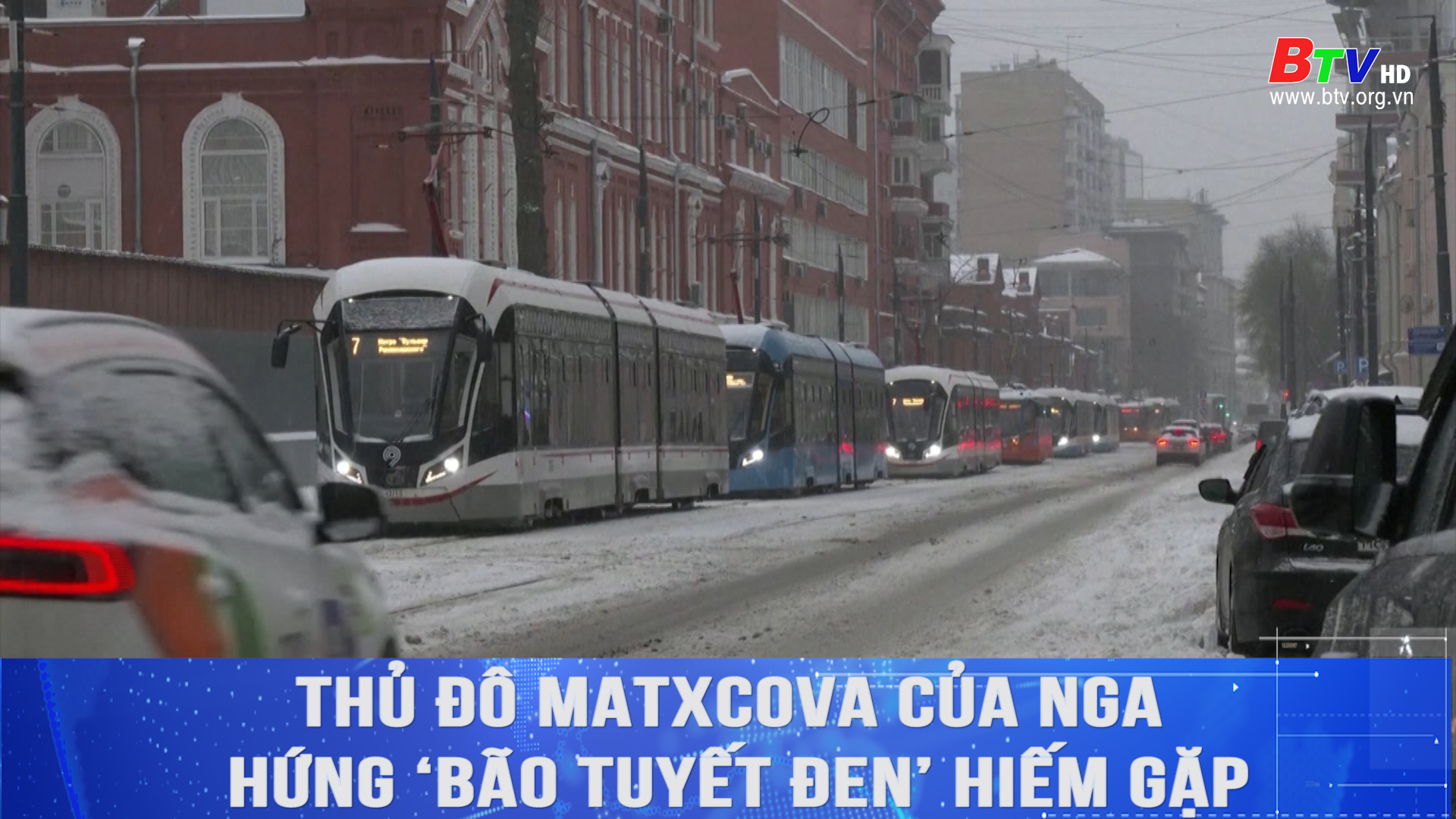 Thủ đô Matxcova của Nga hứng ‘bão tuyết đen’ hiếm gặp
