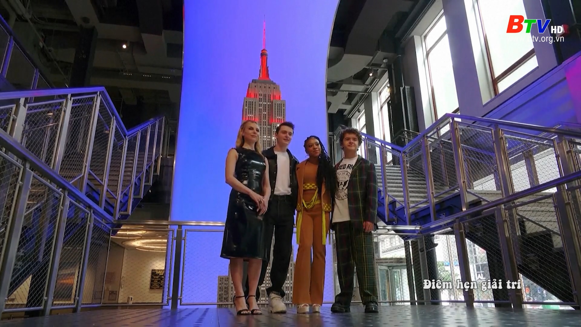 Các diễn viên phim Stranger Things mừng buổi ra mắt ở New York