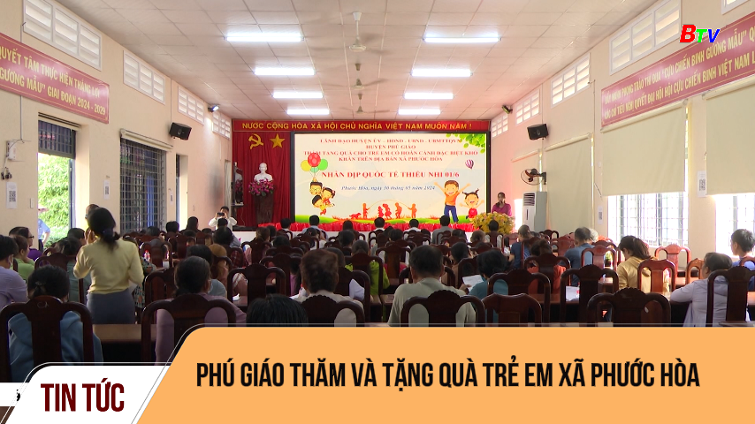 Phú Giáo thăm và tặng quà trẻ em xã Phước Hòa