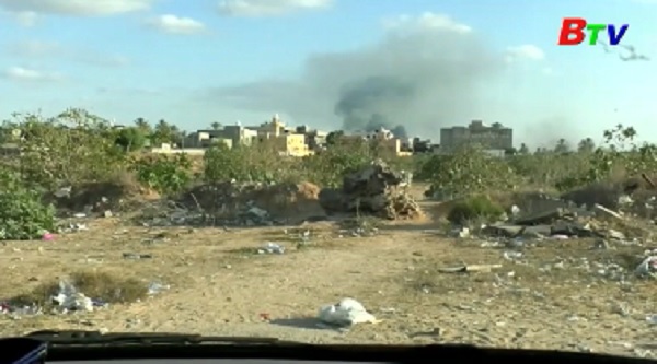 Giao tranh bùng phát dữ dội tại thủ đô Tripoli của Libya