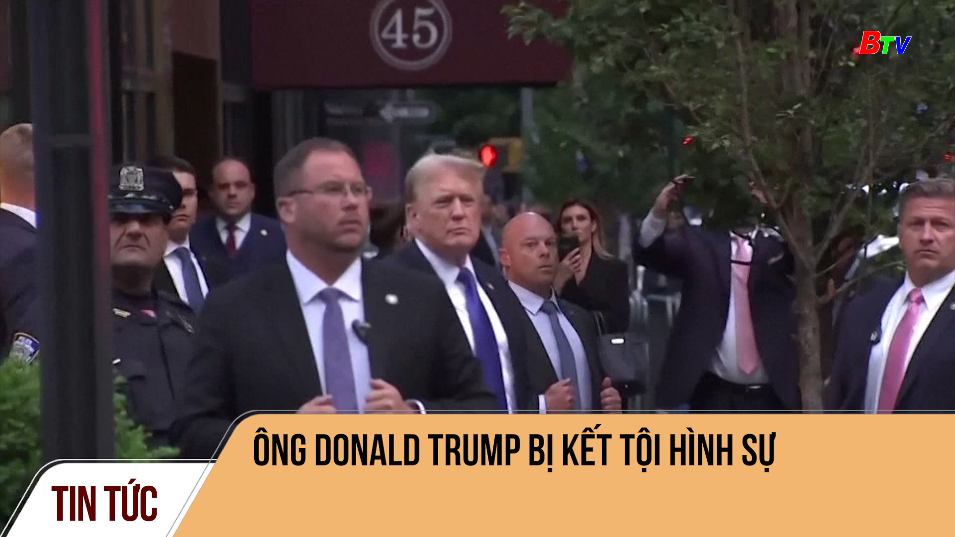 Ông Donald Trump bị kết tội hình sự