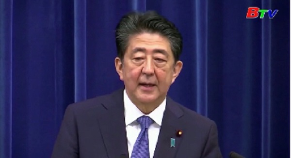 Thủ tướng Nhật Bản thông báo quyết định từ chức